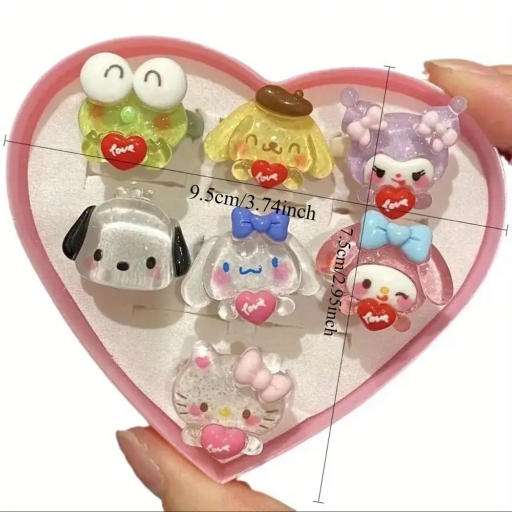 Kawaii Sanrio Rings Set – 7pcs w/ Heart Box